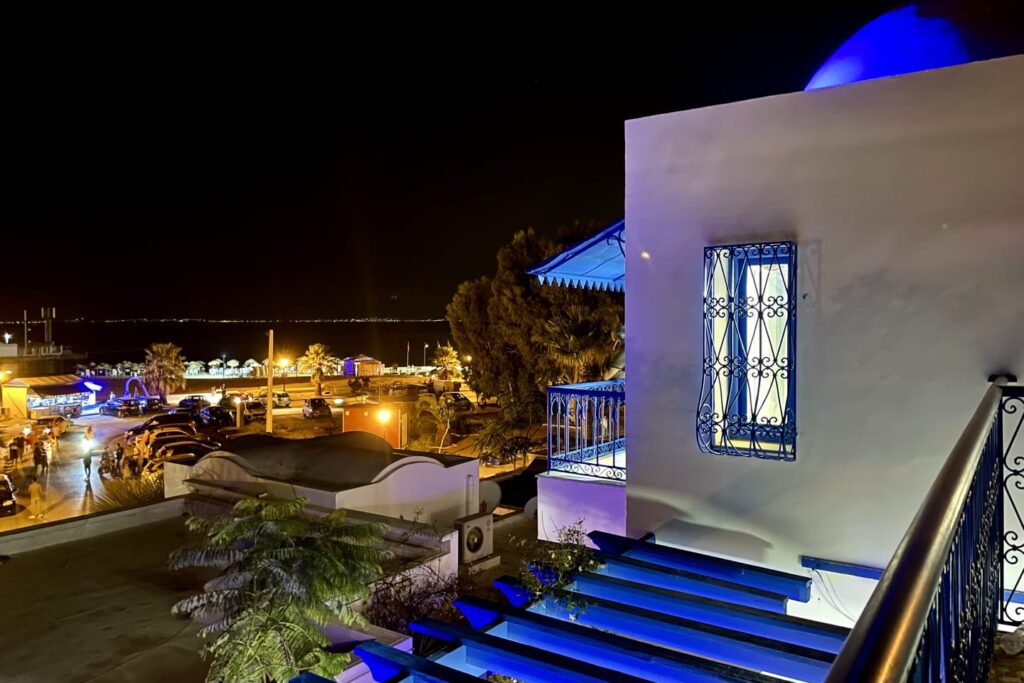 Sidi Bou Said la nuit : Un charme étincelant sous les étoiles - Tunisia Go Travel