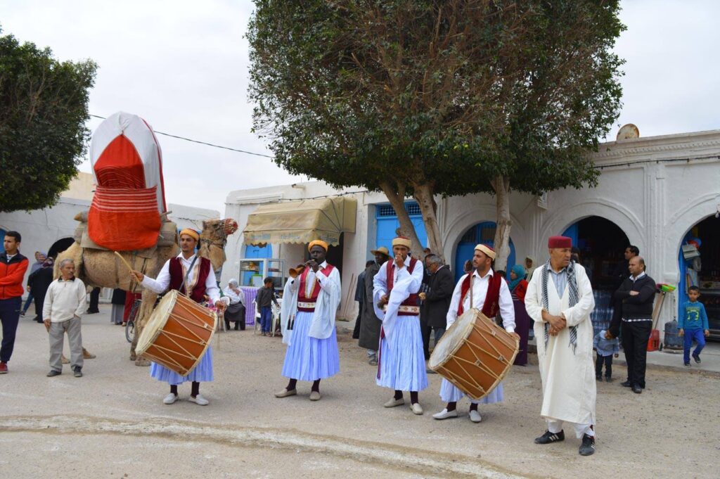 L'art et la culture à Djerba : Galeries, musées et festivals à ne pas manquer - Tunisia Go Travel