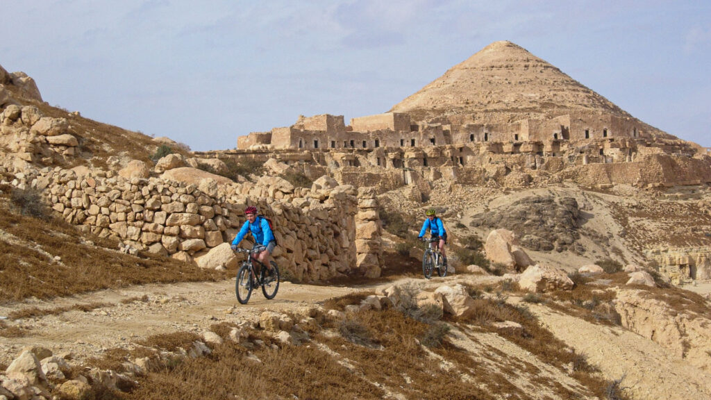 Djerba à vélo : Parcourez l'île perle à deux roues - Tunisia Go Travel